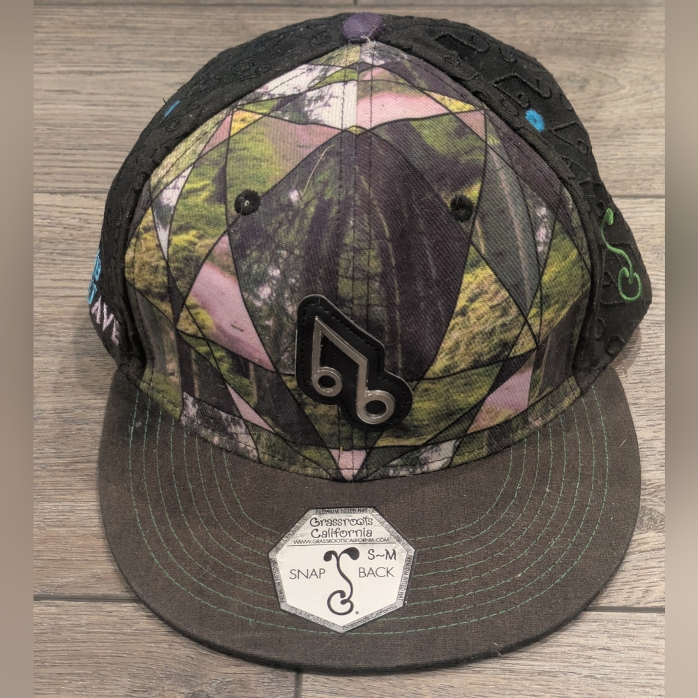 RARE! 2016 SubOctave Grassroots CA Music & Arts Festival Sm Med Hat Autographed